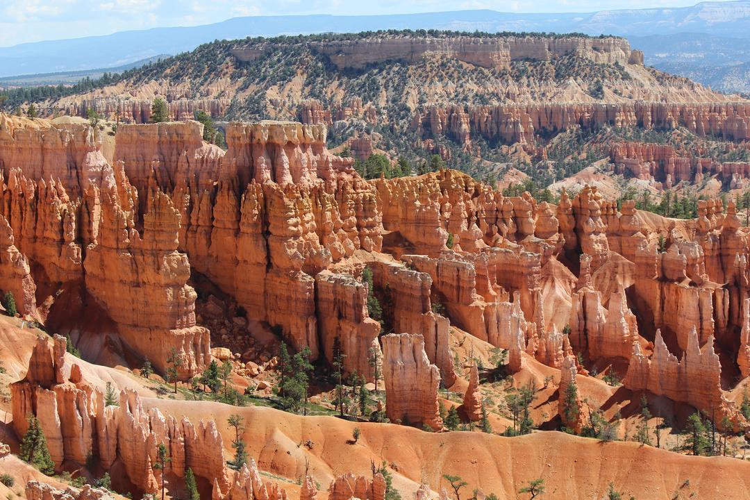 https://media.leisurecom.com/tour/tour-2026-09-20-05-23-59-1.jpg