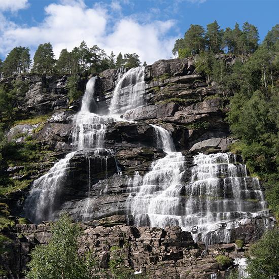 https://media.leisurecom.com/tour/tour-2026-09-27-23-35-38.jpg
