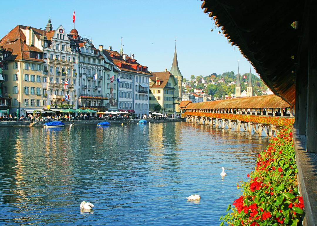 https://media.leisurecom.com/tour/tour-2026-09-27-05-07-20-1.jpg